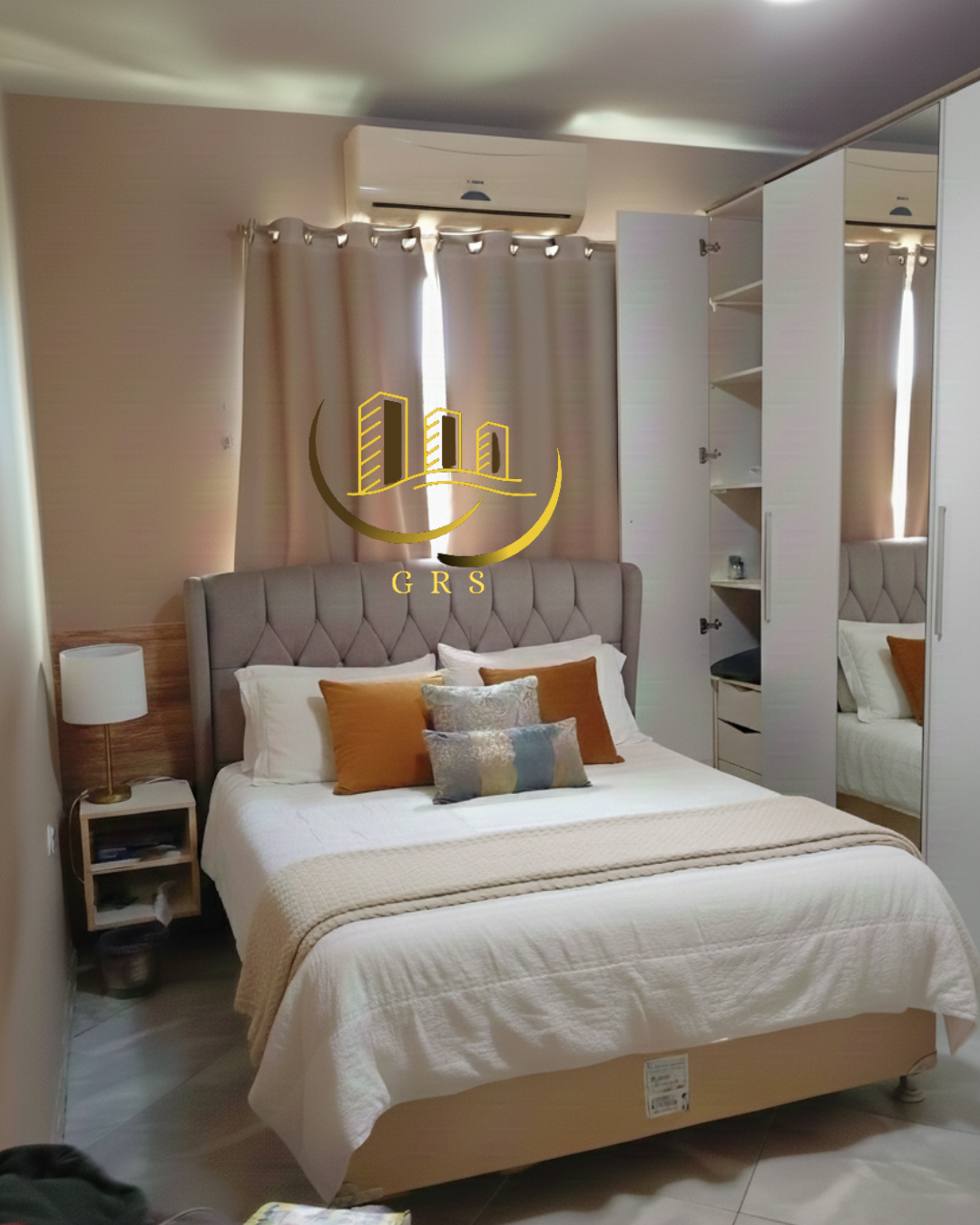 APARTAMENTO Á VENDA NO CENTRO DE SÃO PEDRO DA ALDEIA-RJ.