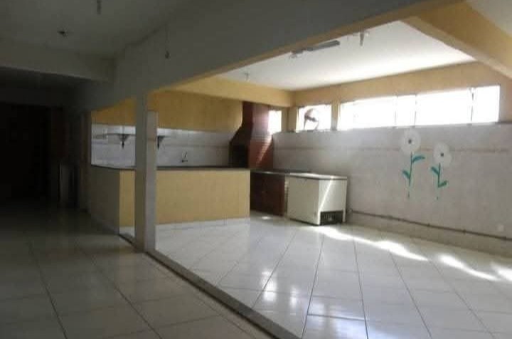 ALUGUEL DE SALAS/LOJAS COMERCIAIS EM ESTAÇÃO SÃO PEDRO DA ALDEIA-RJ.